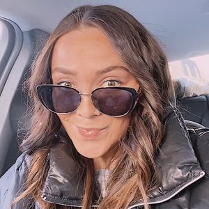 Meet your Posher, Michaela